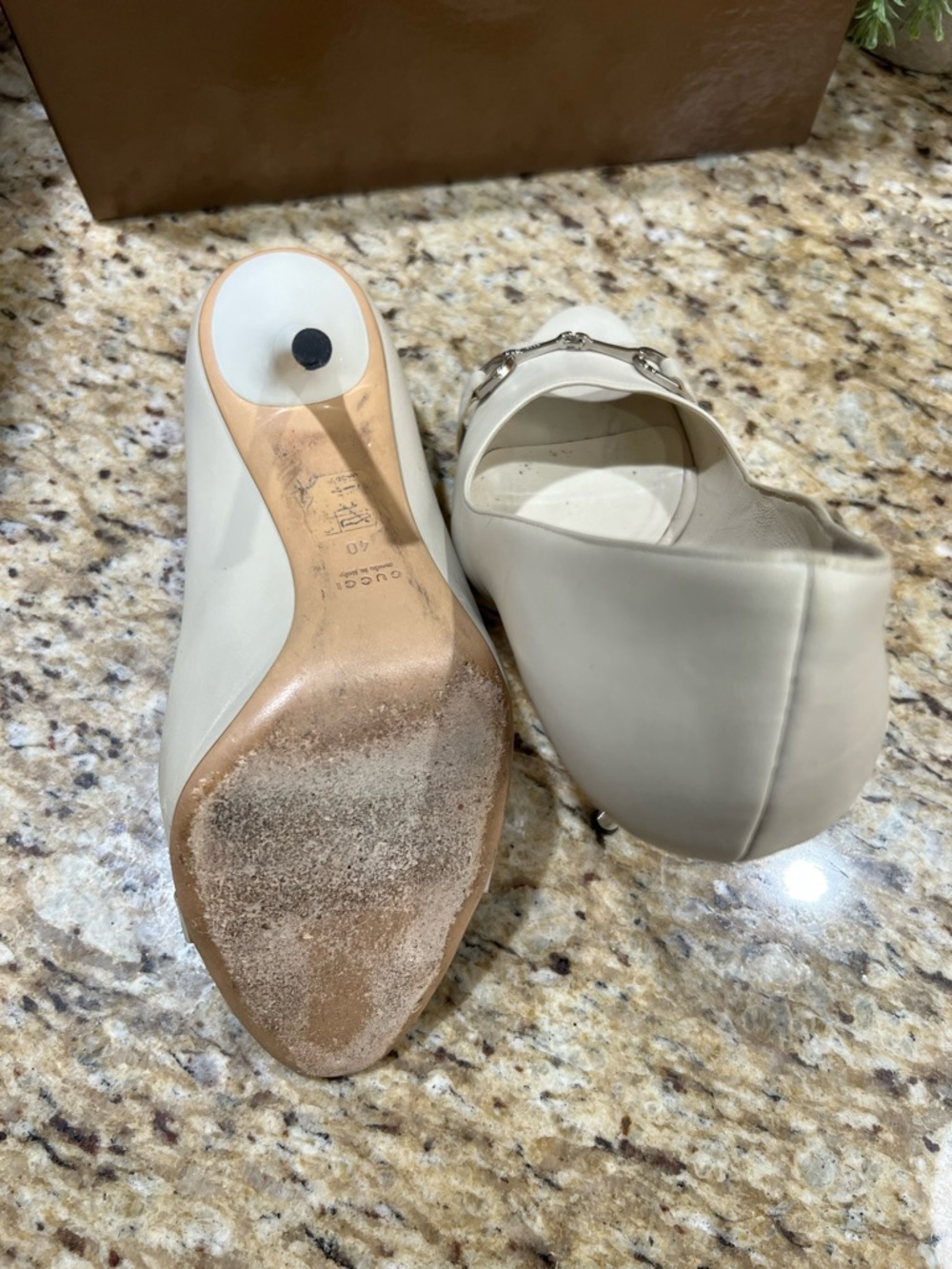 GUCCI Horsebit Silver Accent Cream Peep-Toe Stiletto Heels 40 - Picture 11 of 13